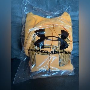 Men’s Under Armour hoodie